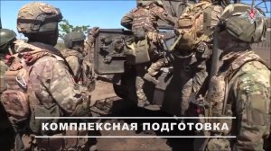 🪖 Штурмовые группы 42-й мотострелковой дивизии группировки «Днепр» отрабатывают тактику штурма о...