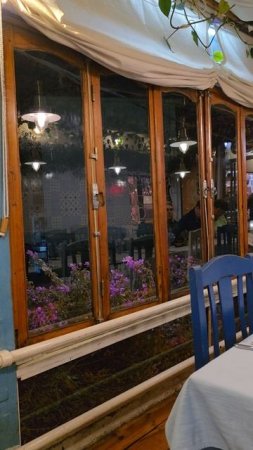 Ужинаем в столице Мадагаскара, изучаем блюда