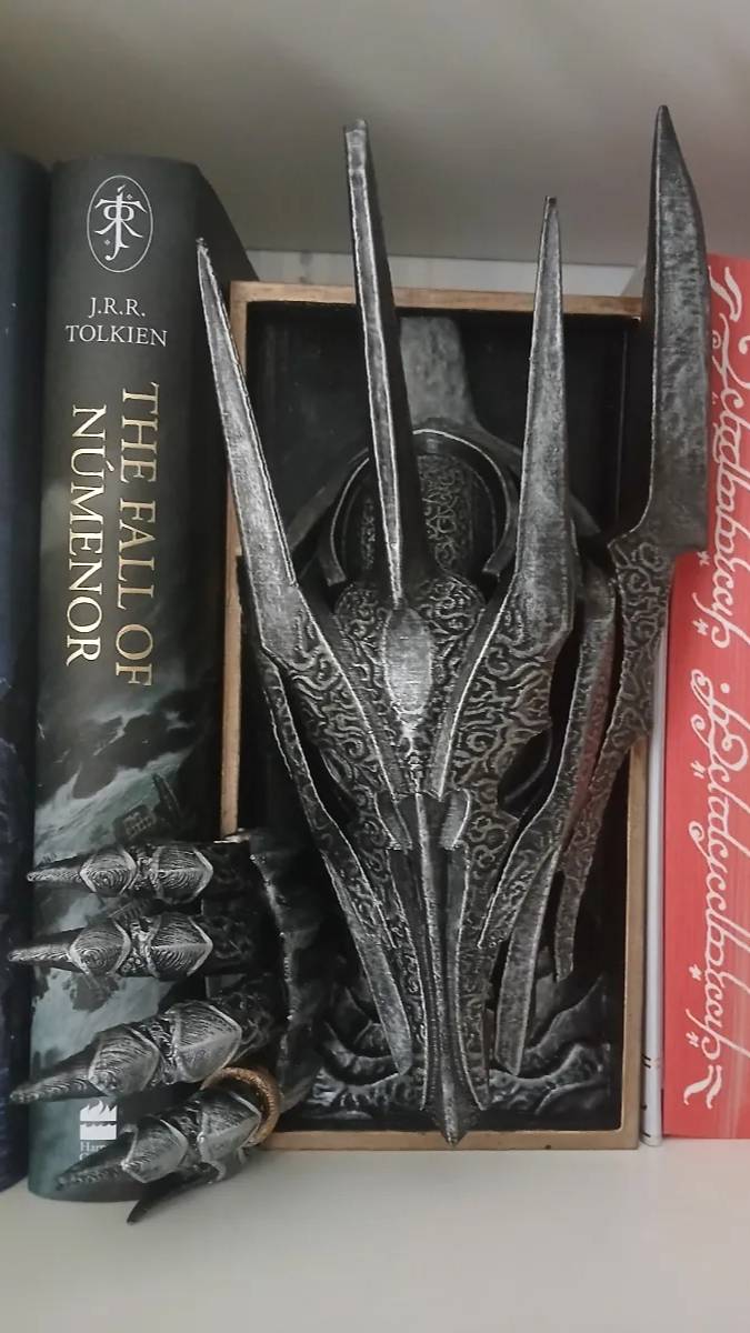 Букнук Саурон: разделитель для книг в стиле Темного Властелина, от Мастерской Дмитрия Бурдея. смотреть онлайн