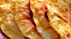 Рецепт чебуреков с мясом вкусные хрустящие снаружи и сочные внутри вкусные и простые рецепты