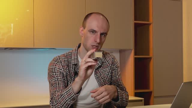 Обзор скрытых дверей