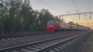 Поезда / Видео про поезда -  поезд «Ласточка» и электричка «Ладога»