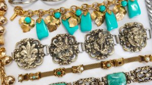 196. Распаковка лота с винтажными браслетами. Начинаем распаковку новой посылки!