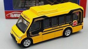 Металлическая модель школьного автобуса Hangjue желтого цвета 1:36