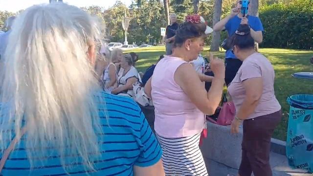 ТЫ МОЙ БУКЕТ РЯБИНЫ❤️ ТАНЦЫ❤️ ХАРЬКОВ 2025 смотреть онлайн