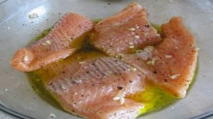 Форель в духовке кусочками