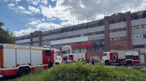 Пожар в гаражном комплексе в Екатеринбурге локализовали на площади 700 кв. м