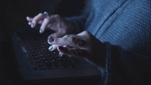 6346219-uhd_4096_2160_25fps