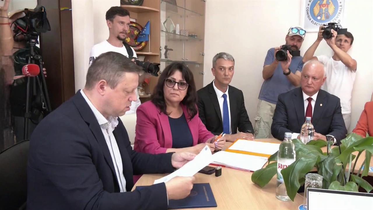 В Молдавии Центризбирком зарегистрировал новый блок оппозиции