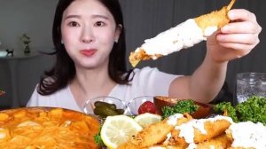 Мукбанг - Mukbang с девушкой. 💣Креветочная бомба! 💣 Острая огненная паста с креветками. Рецепт.