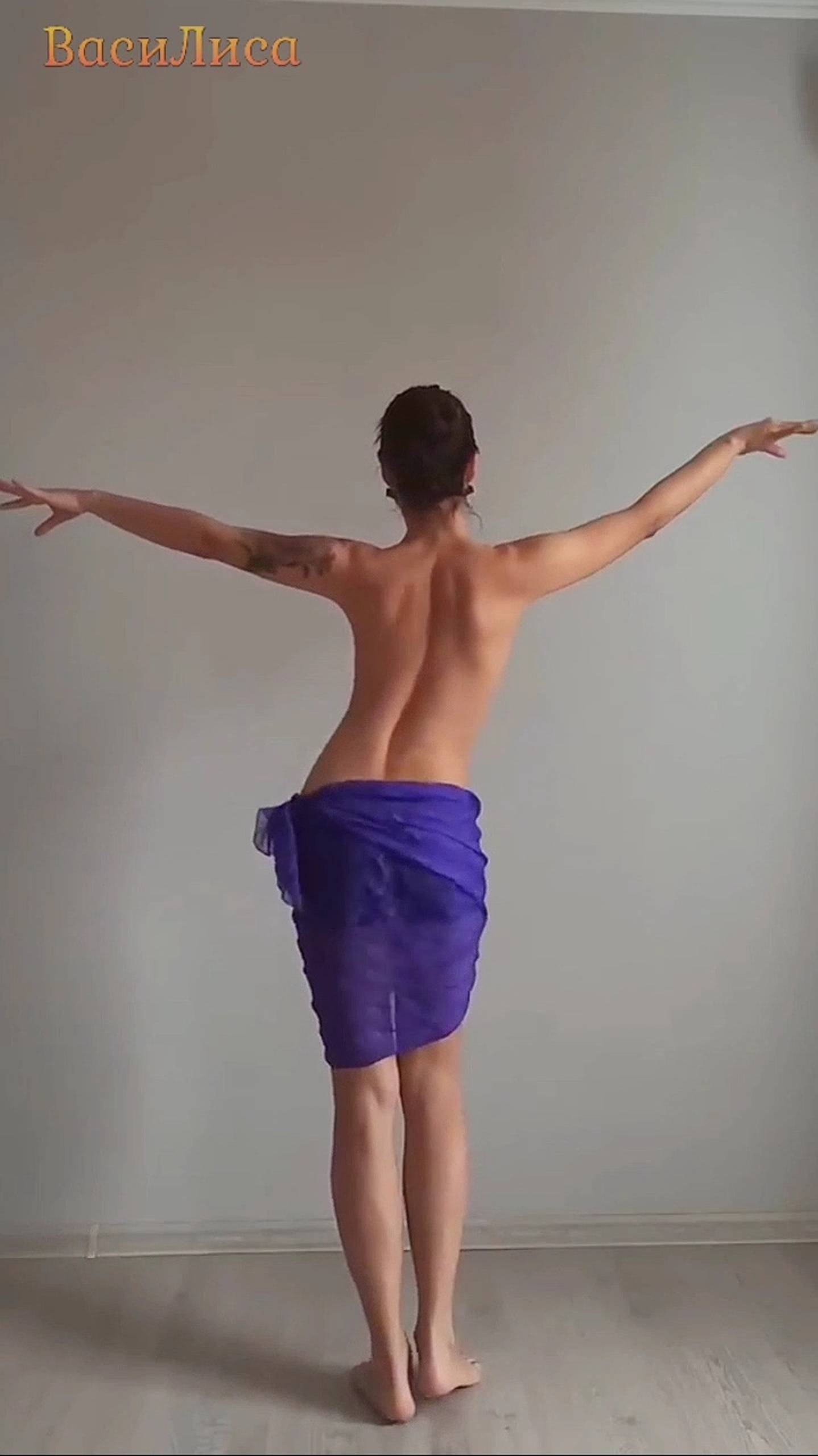 Девушка 💐 Восточные танцы 👍 смотреть онлайн