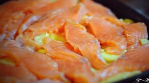 Форель, запеченная с картофелем