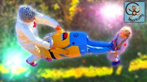 Манкиту стали врачами для Миньона и Динозавра.