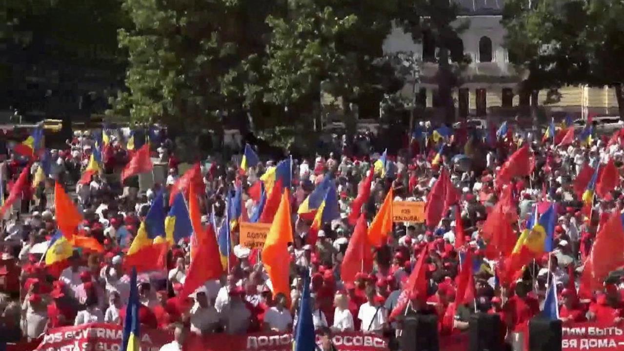 Политические страсти в преддверии выборов разгораются в Молдавии
