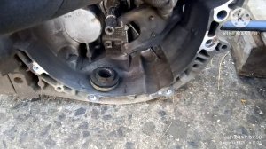 Снятие коробки передач и подрамника. Дефектовка сцепления - двухмассовый маховик.Ситроен Джампи 2014