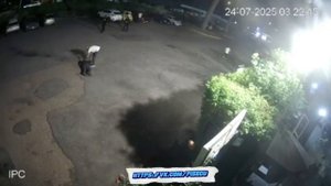 Рим, ранение охранника клуба, посетителем ранее выведенным этим охранником из клуба, ловят