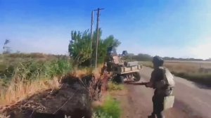 🔥Точно в яблочко: Русский солдат, спасая товарищей, сбил дрон ВСУ