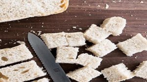 Гренки из белого хлеба в духовке