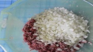 Домашние чебуреки с фаршем