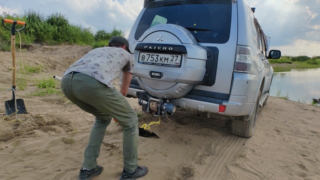 смотка  троса вручную   ,  крепление  якоря