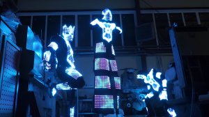 Светодиодный костюм ходулиста от LEDSTORM