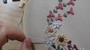 Ручная вышивка "Летний сад"