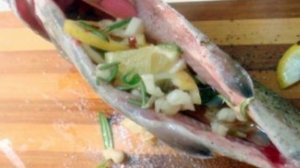 Форель с розмарином в духовке