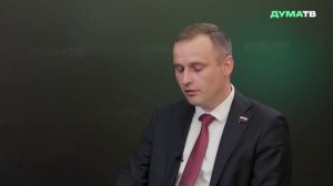 Леонов назвал причины оттока медицинских кадров в частную систему здравоохранения