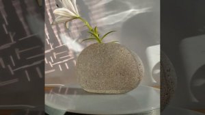 ваза из камня "лила"