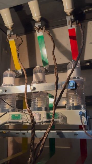 Ретрофит ячейки КСО 10 кВ за 1 минуту смотреть онлайн