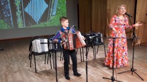 В весеннем лесу (чувашская песня) - Светлана Калачёва и Никита Ронжин_Full-HD.mp4