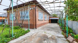 Продам дом в ст. Старомышастовской Динского р-на Краснодарского края.