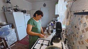 Конца и края не видать. Хлопочу с тестом и маслом