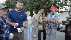 Как жаль, что всё кончается.