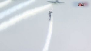 Сургутские «Барсы» выступили вместе с легендами авиации на шоу в Новосибирске