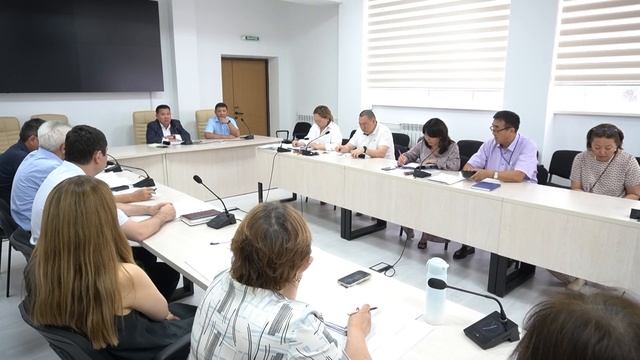 КалмГУ был и остается основной кузницей кадров, прежде всего, педагогических, для Калмыкии смотреть онлайн