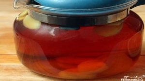 Имбирный чай с клубникой