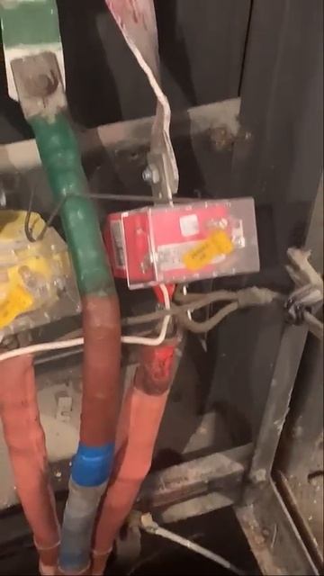 Жесть! Опаснейшая ситуация со скобой! смотреть онлайн