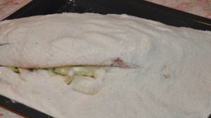 Форель, запеченная в соли