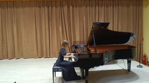 Клод Дебюсси Сарабанда из Сюиты для фортепиано (Pour Le Piano)
Жеребцова София (фортепиано)