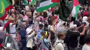 Газа умирает от голода. Париж