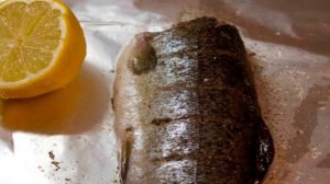 Форель, запеченная с овощами