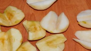 Имбирный чай с яблоками и грушами