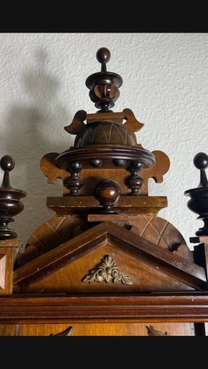 Ремонт маятниковой вилки на настенных часах, ходики. Сваими руками.