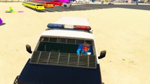 Паучок за рулём 🚘 Детские приключения Человека-Паука