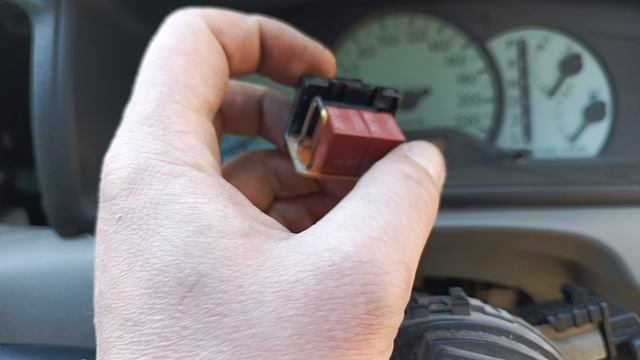 работает аварийка,повороты нет.результат!! смотреть онлайн