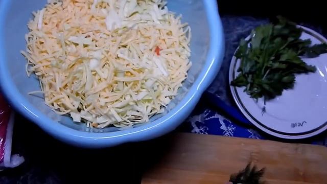 Салат Капустный с помидорами и сыром