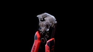 Клещи для обжима клемм и снятия изоляции “стриппер”