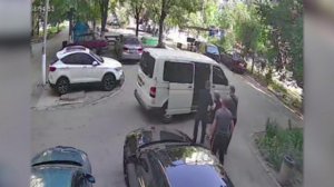 Появились новые кадры насильственной мобилизации на Украине