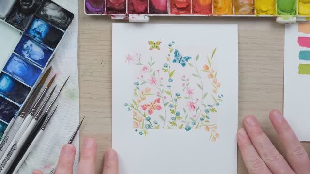 Рисуем акварельную иллюстрацию с цветами и бабочками смотреть онлайн
